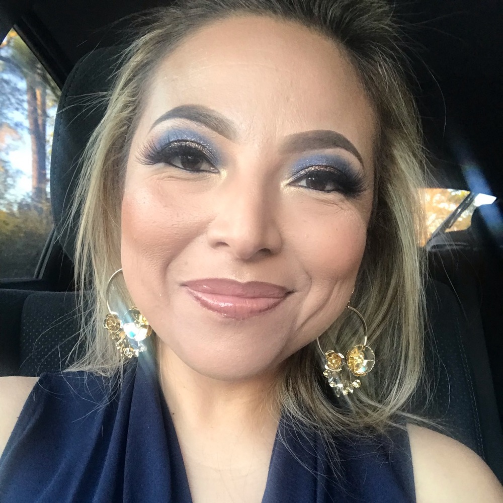 Meet your Posher, Karla